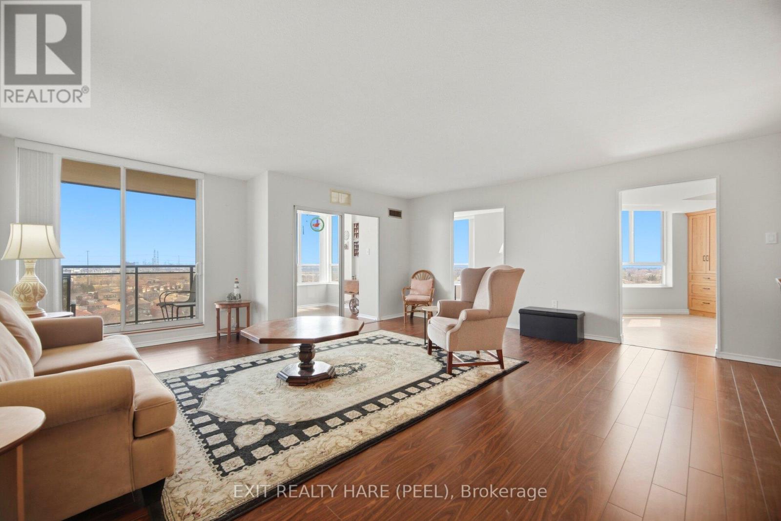 912 - 20 Cherrytree Drive, Brampton, Ontario  L6Y 3V1 - Photo 10 - W12982432