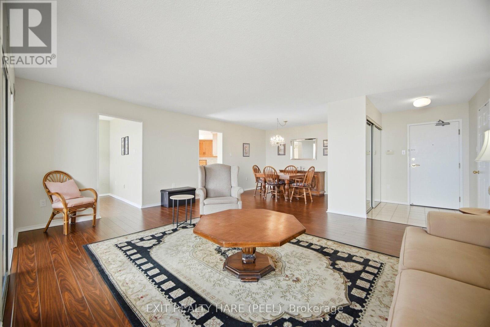 912 - 20 Cherrytree Drive, Brampton, Ontario  L6Y 3V1 - Photo 13 - W12982432