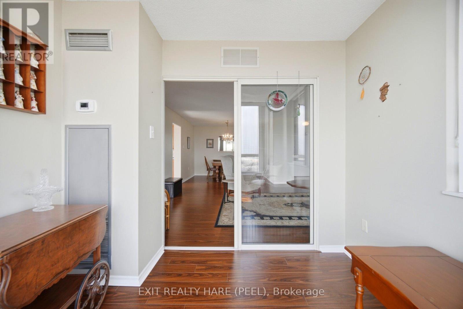 912 - 20 Cherrytree Drive, Brampton, Ontario  L6Y 3V1 - Photo 21 - W12982432