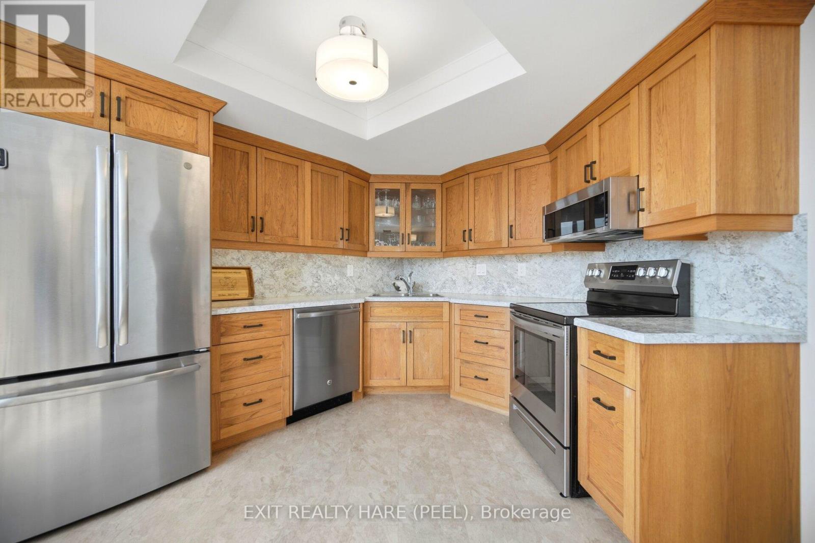 912 - 20 Cherrytree Drive, Brampton, Ontario  L6Y 3V1 - Photo 25 - W12982432