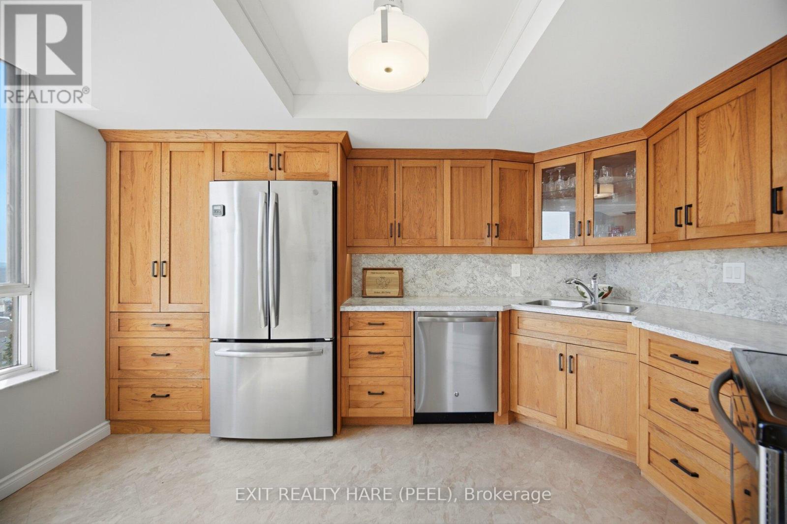 912 - 20 Cherrytree Drive, Brampton, Ontario  L6Y 3V1 - Photo 26 - W12982432