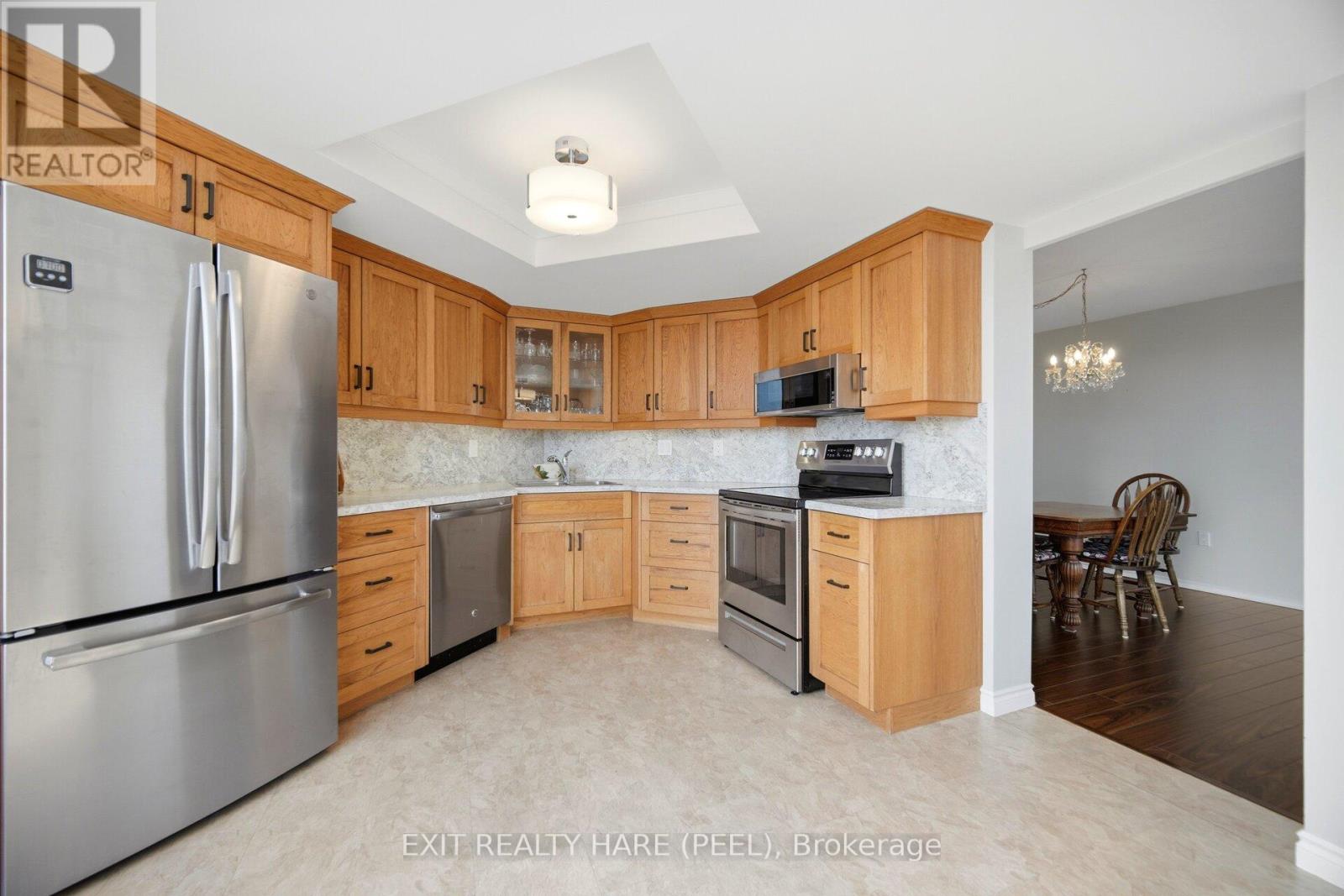 912 - 20 Cherrytree Drive, Brampton, Ontario  L6Y 3V1 - Photo 28 - W12982432