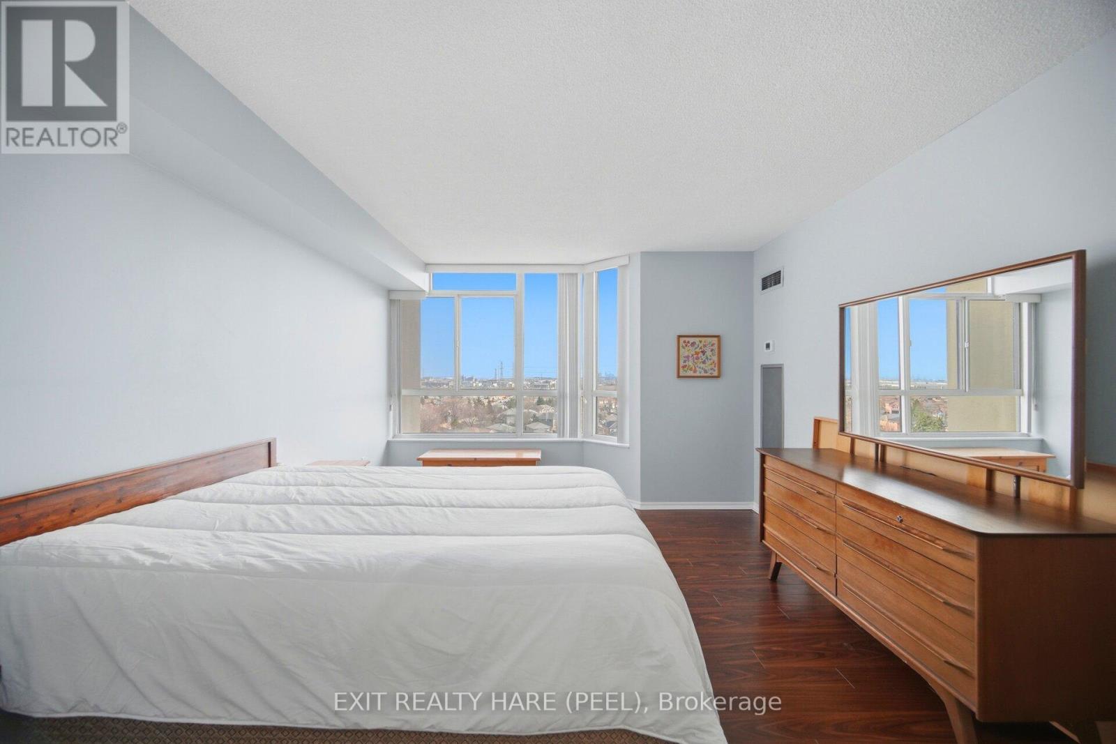 912 - 20 Cherrytree Drive, Brampton, Ontario  L6Y 3V1 - Photo 31 - W12982432