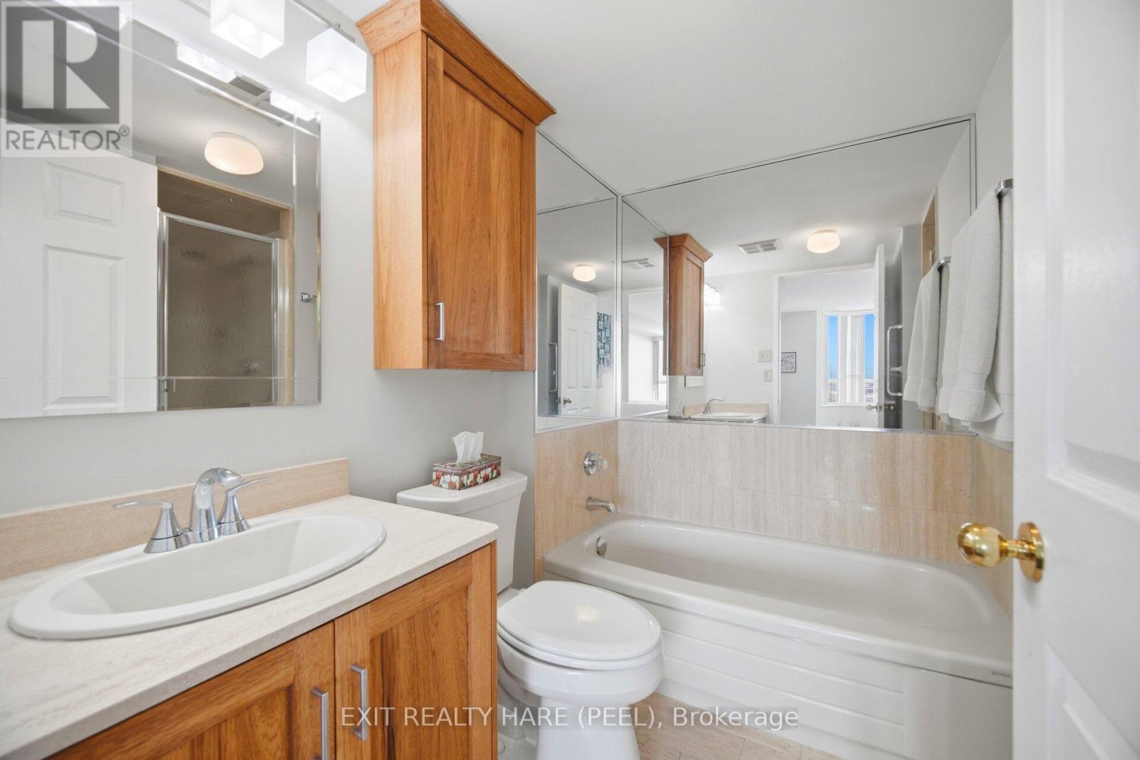 912 - 20 Cherrytree Drive, Brampton, Ontario  L6Y 3V1 - Photo 33 - W12982432