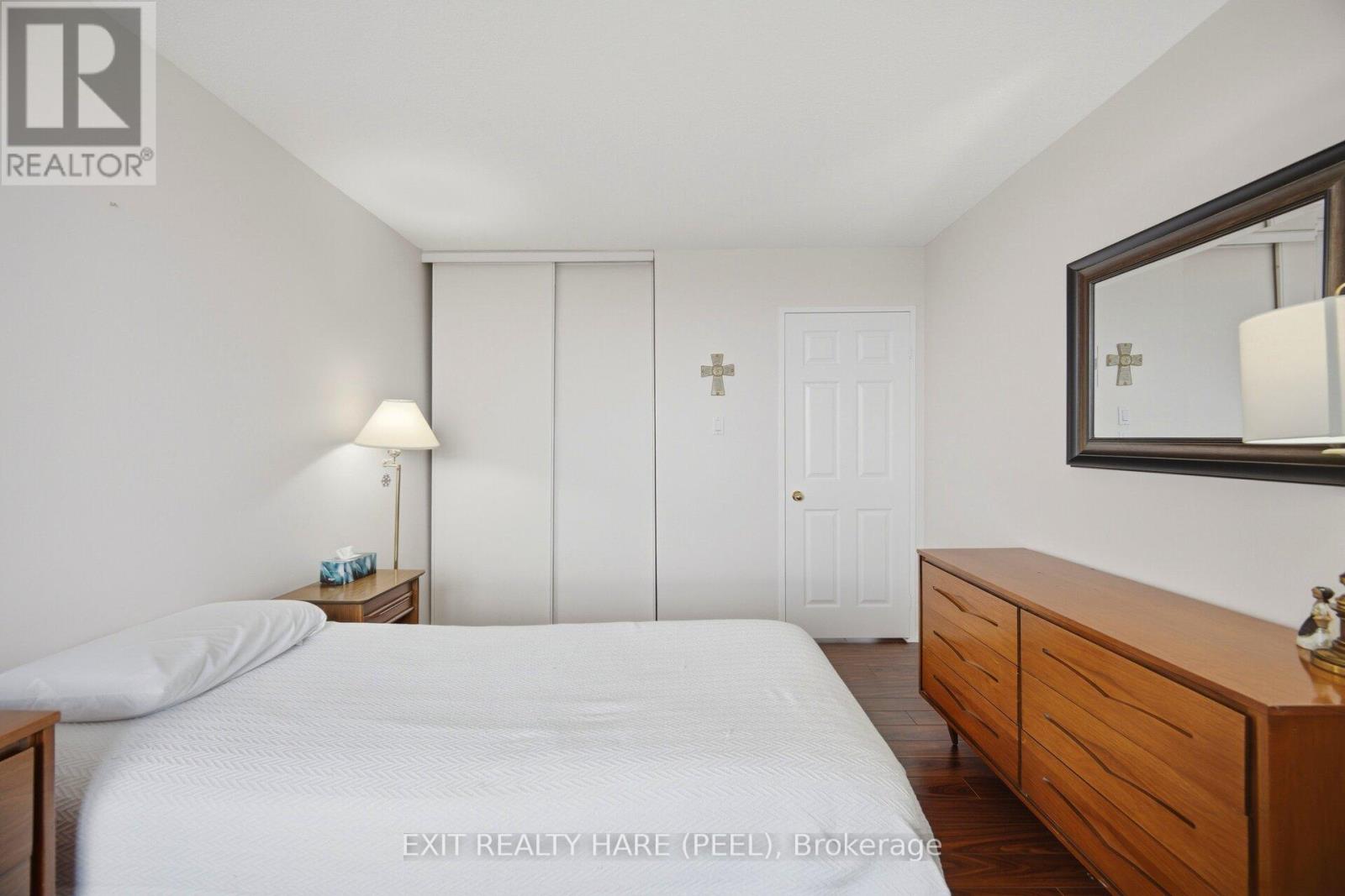 912 - 20 Cherrytree Drive, Brampton, Ontario  L6Y 3V1 - Photo 37 - W12982432