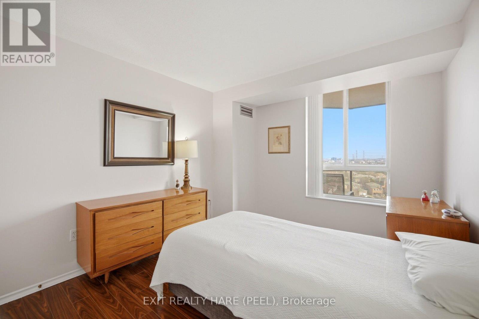 912 - 20 Cherrytree Drive, Brampton, Ontario  L6Y 3V1 - Photo 38 - W12982432