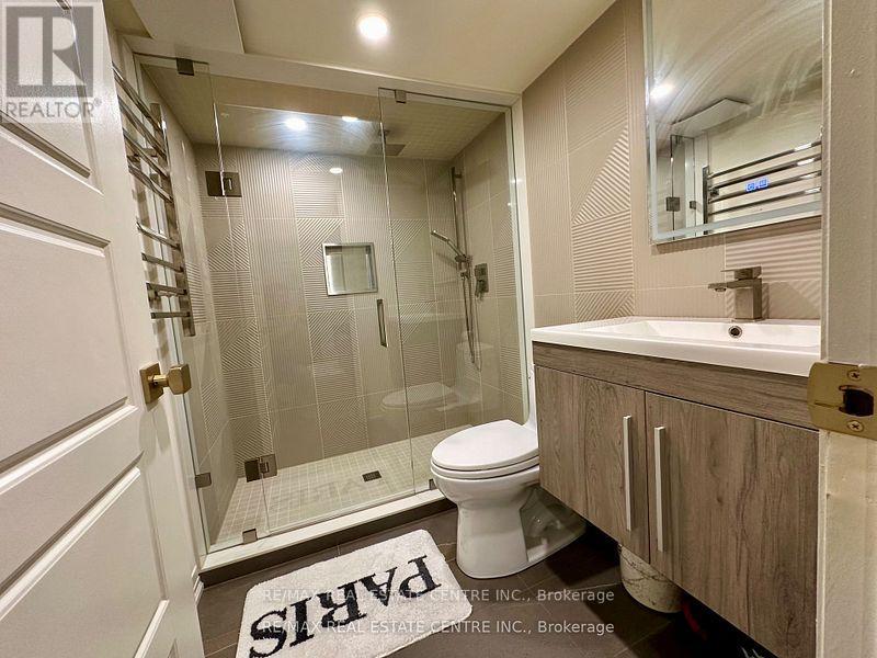 271 Sixteen Mile Drive, Oakville, Ontario  L6M 0V8 - Photo 10 - W12982434