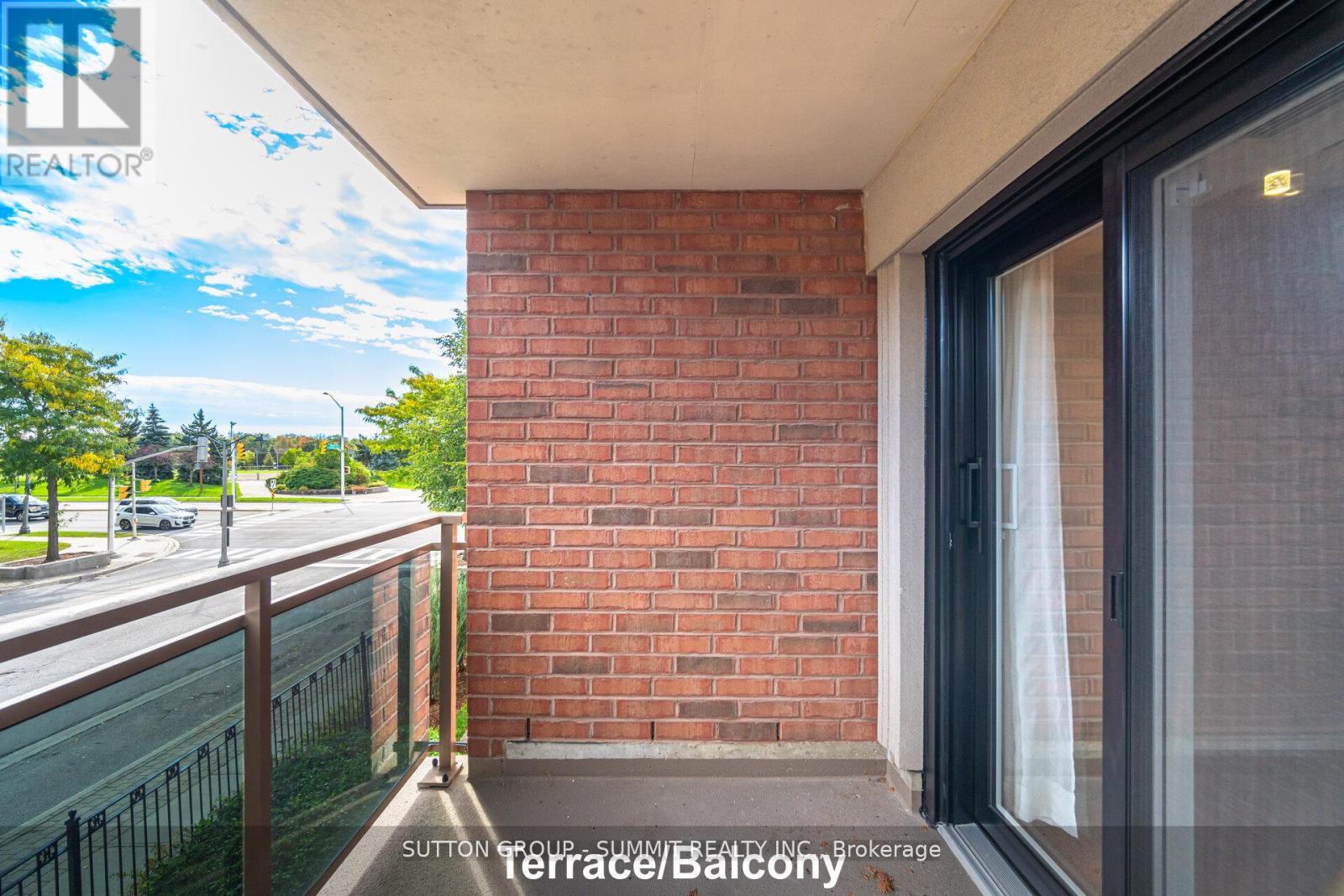 207 - 2300 Parkhaven Boulevard, Oakville, Ontario  L6H 6V9 - Photo 24 - W12982442