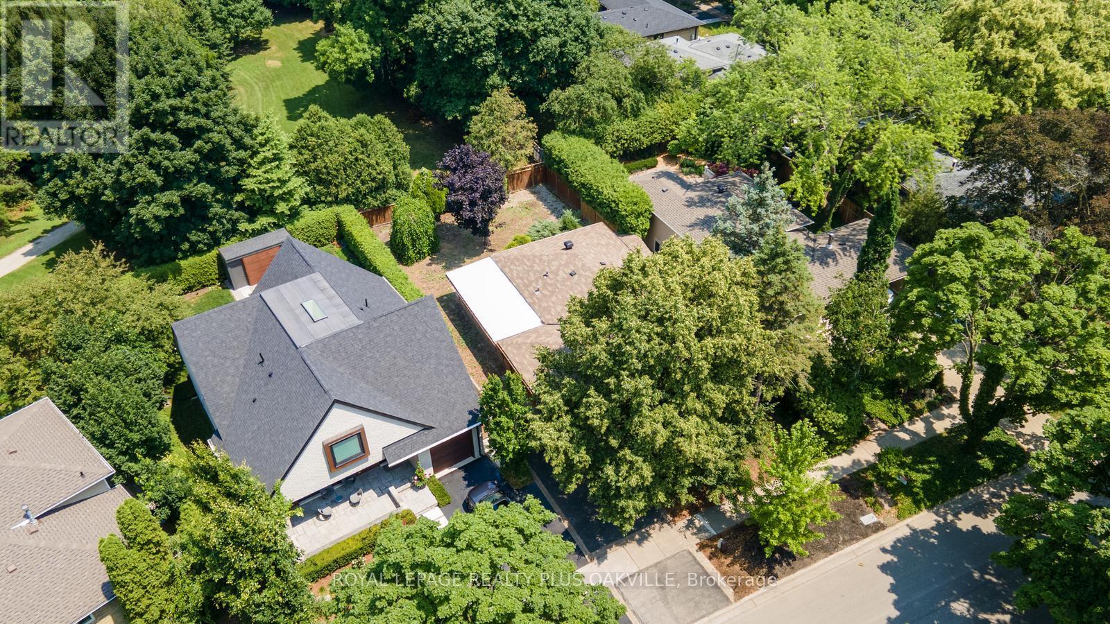 467 Anthony Drive, Oakville, Ontario  L6J 2K6 - Photo 30 - W12982472