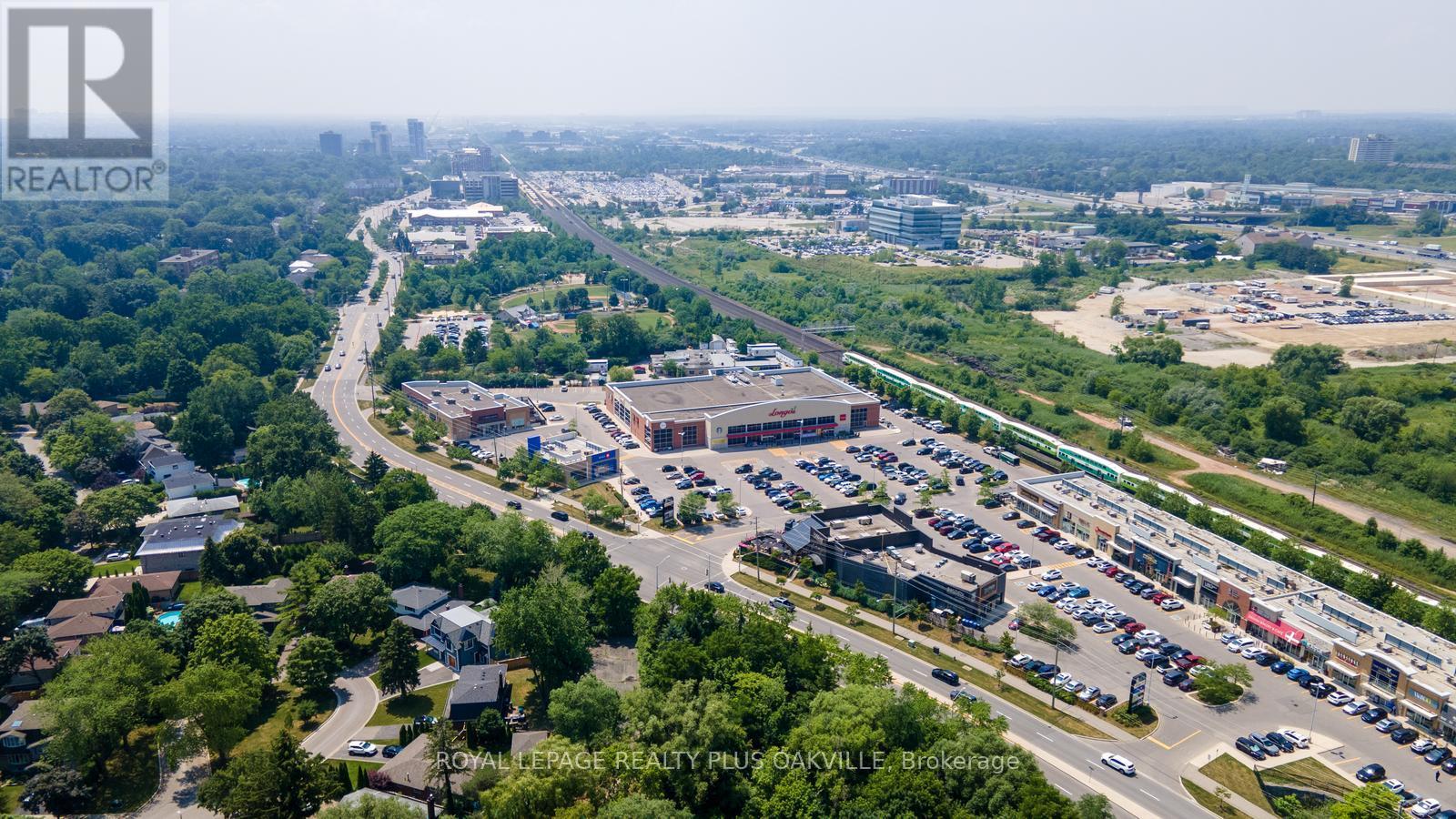 467 Anthony Drive, Oakville, Ontario  L6J 2K6 - Photo 35 - W12982472