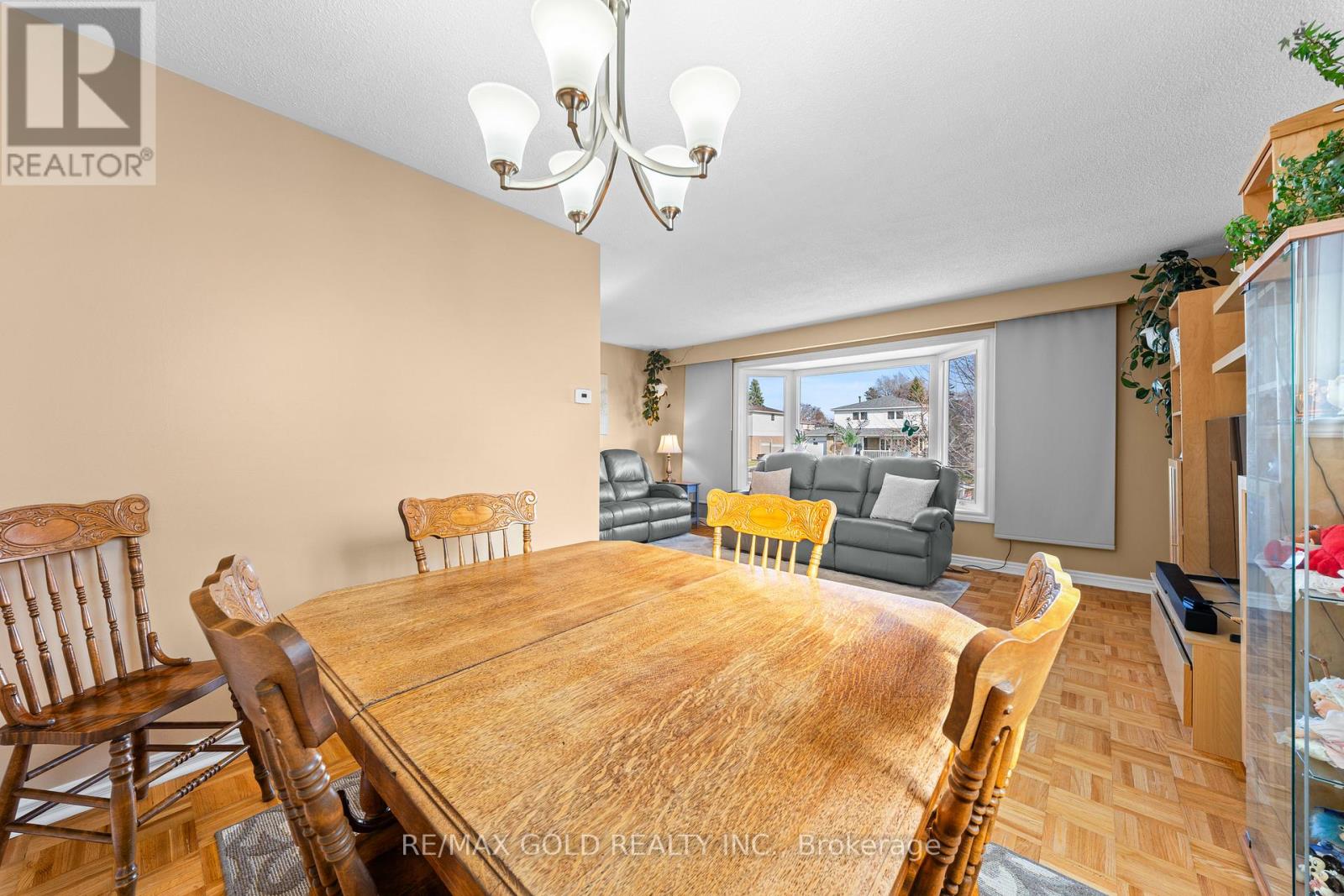 36 Greenmount Road, Brampton, Ontario  L6S 1L5 - Photo 16 - W12982490