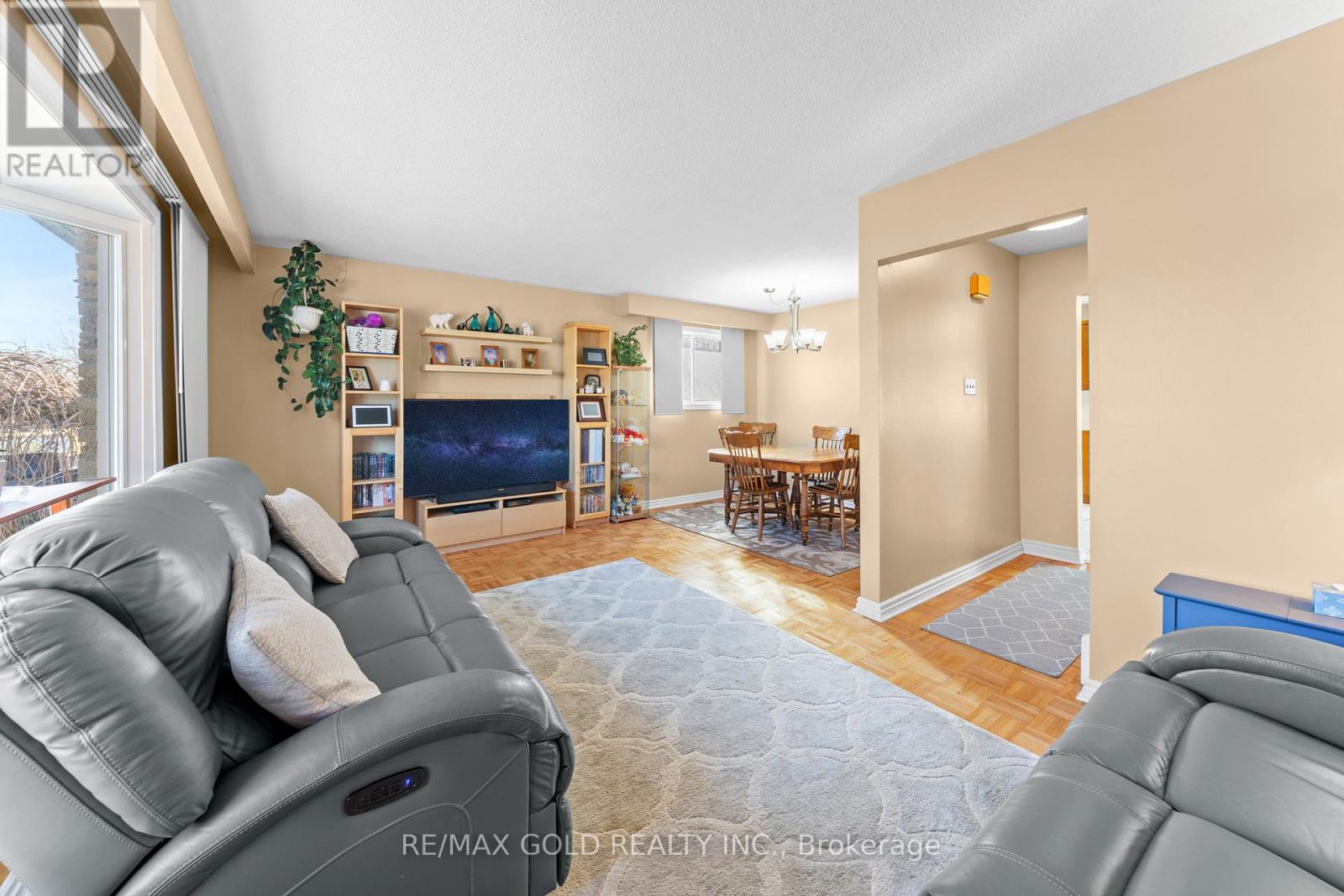 36 Greenmount Road, Brampton, Ontario  L6S 1L5 - Photo 19 - W12982490