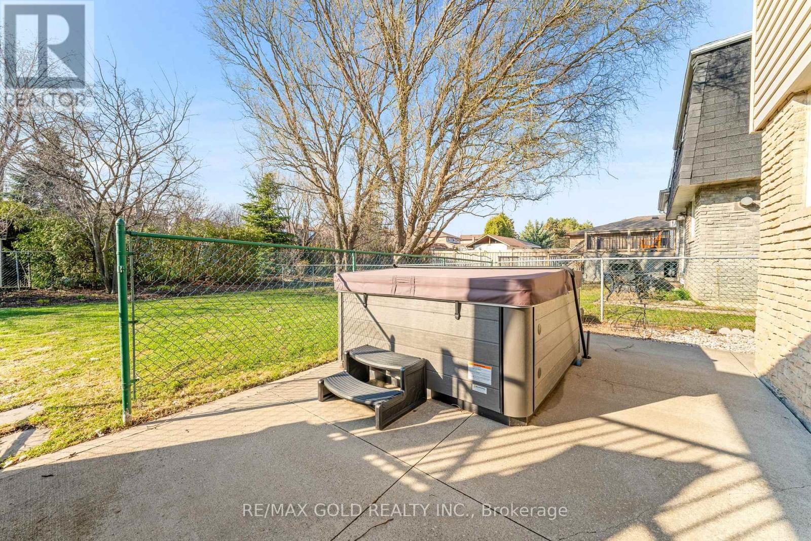 36 Greenmount Road, Brampton, Ontario  L6S 1L5 - Photo 43 - W12982490