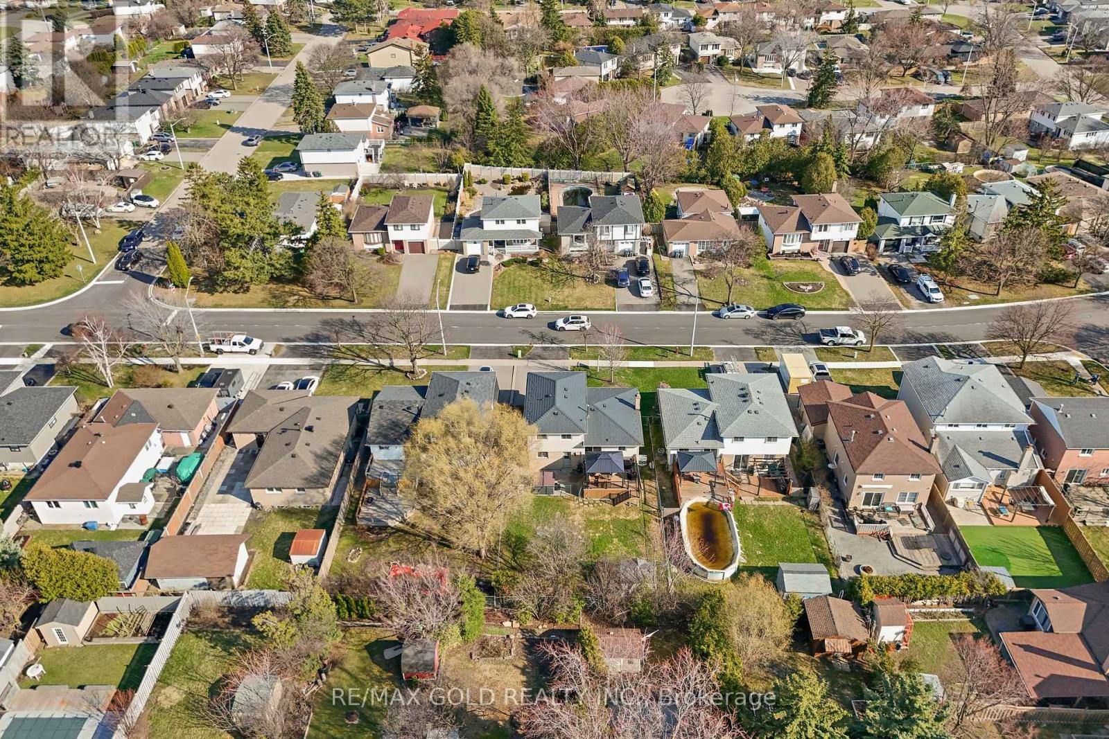 36 Greenmount Road, Brampton, Ontario  L6S 1L5 - Photo 49 - W12982490