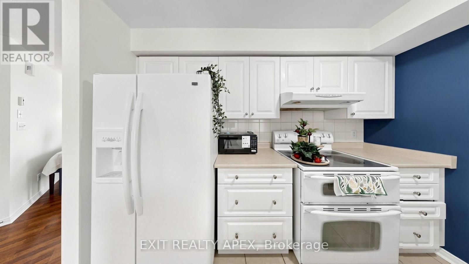 4 - 3395 Thomas Street N, Mississauga, Ontario  L5M 0P7 - Photo 17 - W12982492