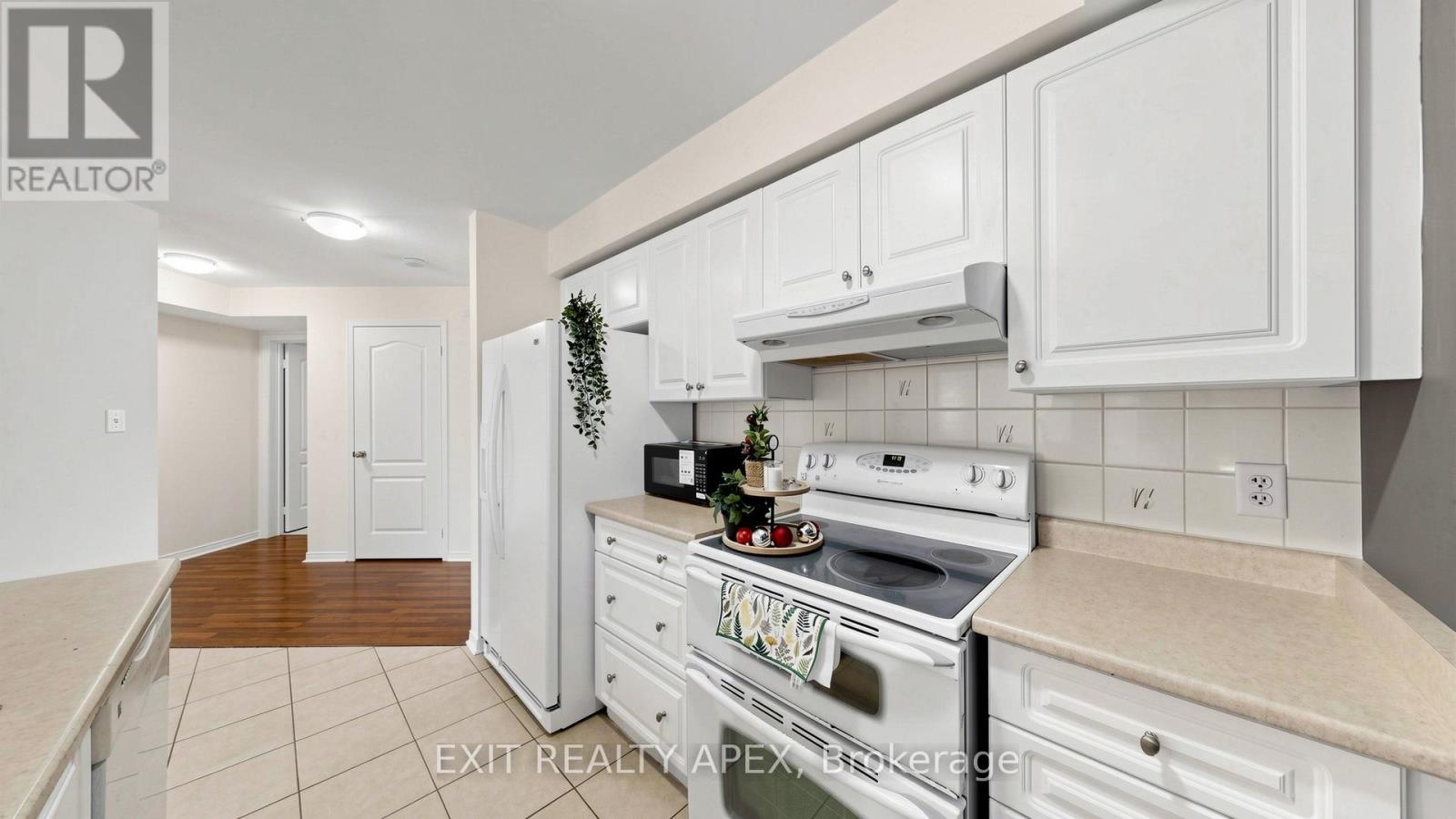 4 - 3395 Thomas Street N, Mississauga, Ontario  L5M 0P7 - Photo 19 - W12982492