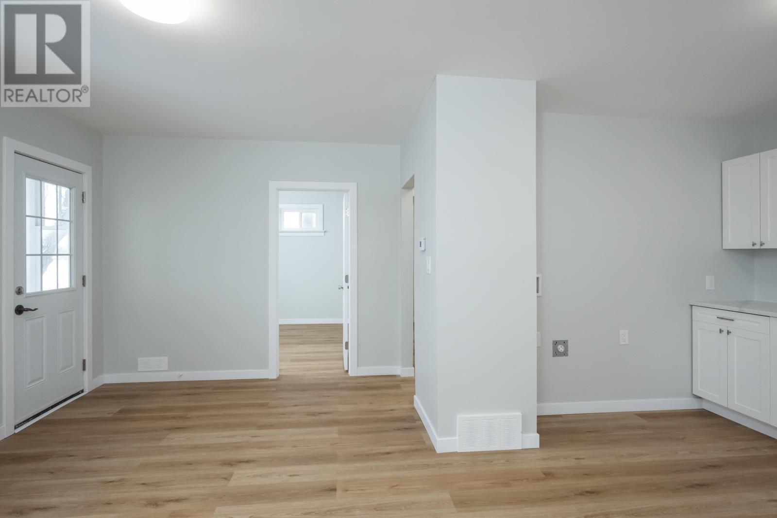 110 Northern Ave, Thunder Bay, Ontario  P7C 2V5 - Photo 2 - TB2600664