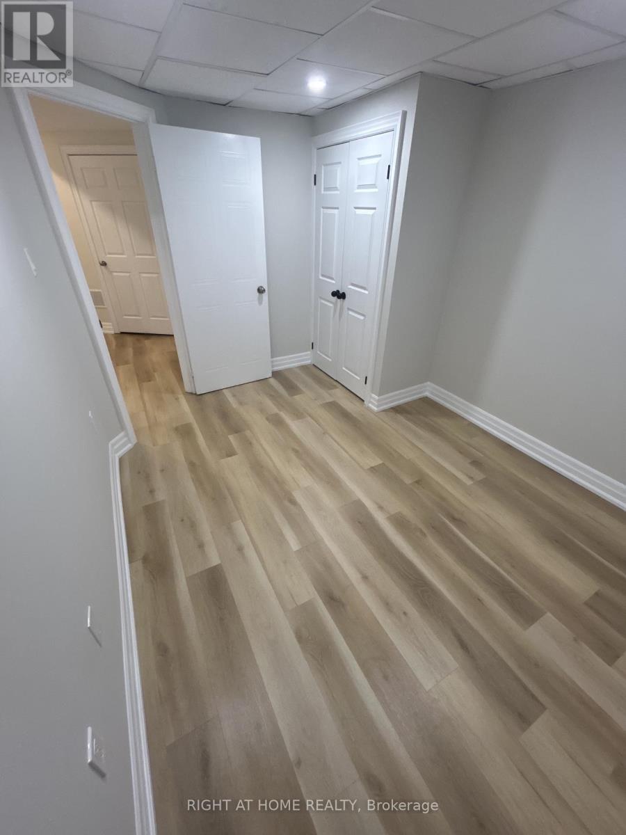 73 Barre Drive, Barrie, Ontario  L4N 7P1 - Photo 7 - S12923098