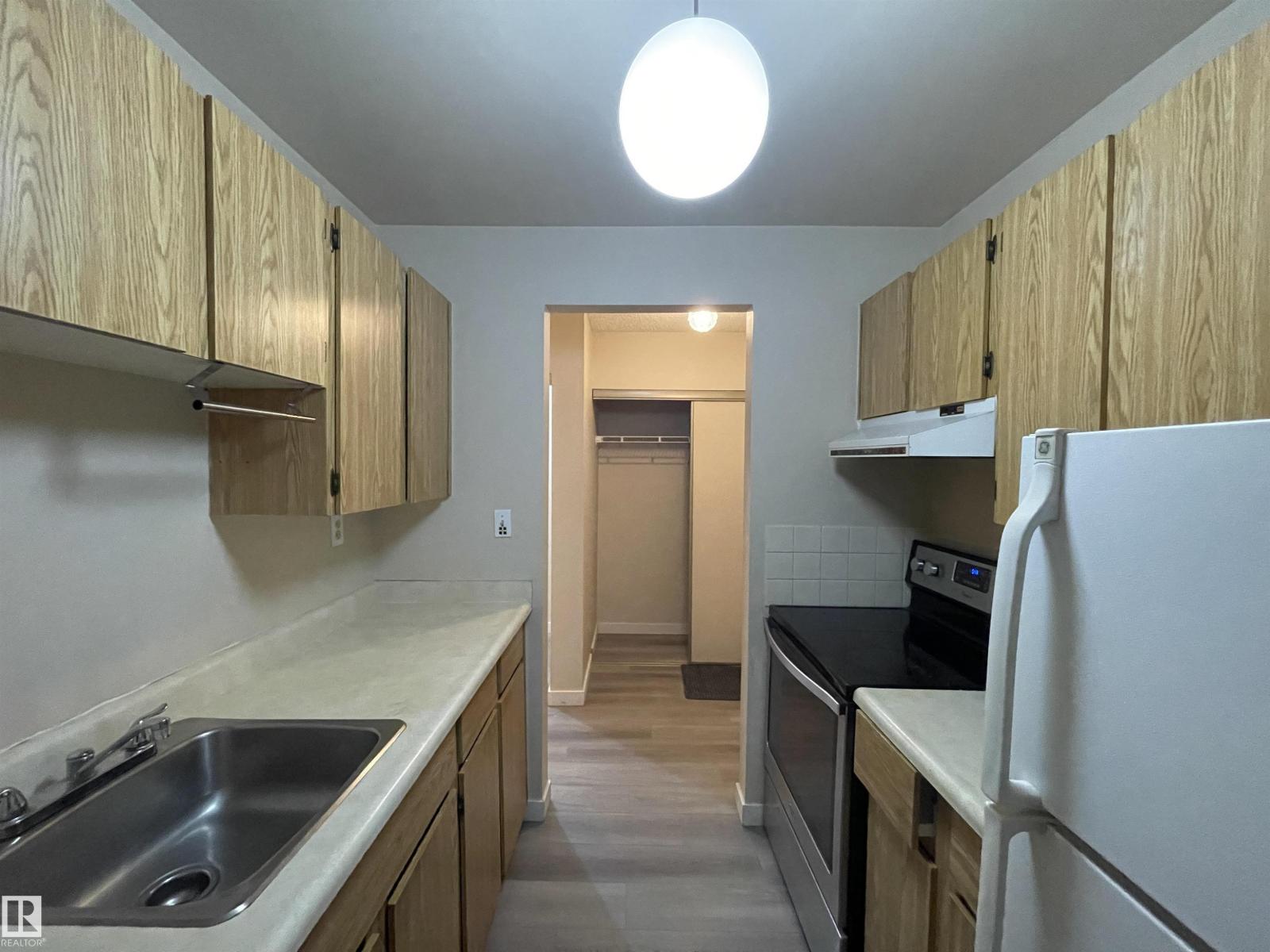 #311 1624 48 St NW, Edmonton, Alberta  T6L 5P1 - Photo 12 - E4473586