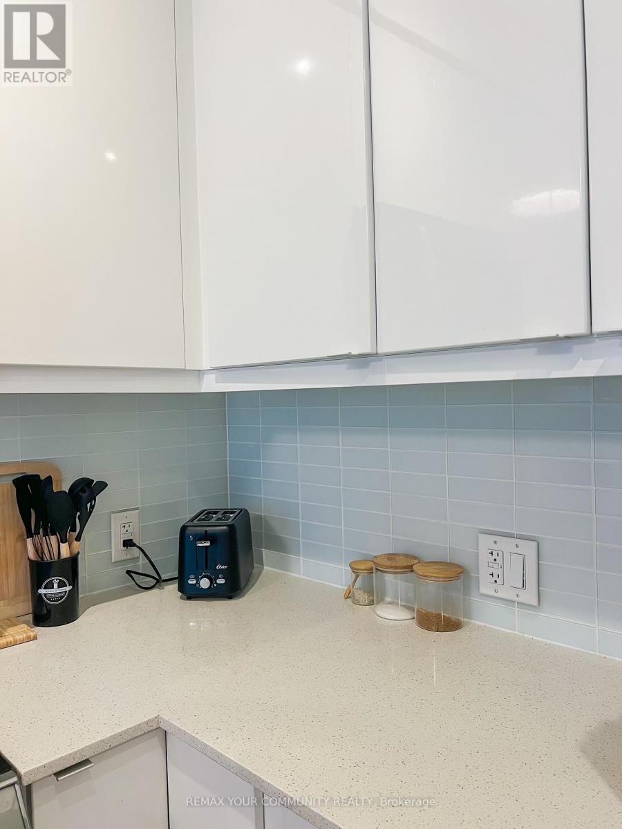 501 - 50 Thomas Riley Road, Toronto, Ontario  M9B 0C5 - Photo 7 - W12874798