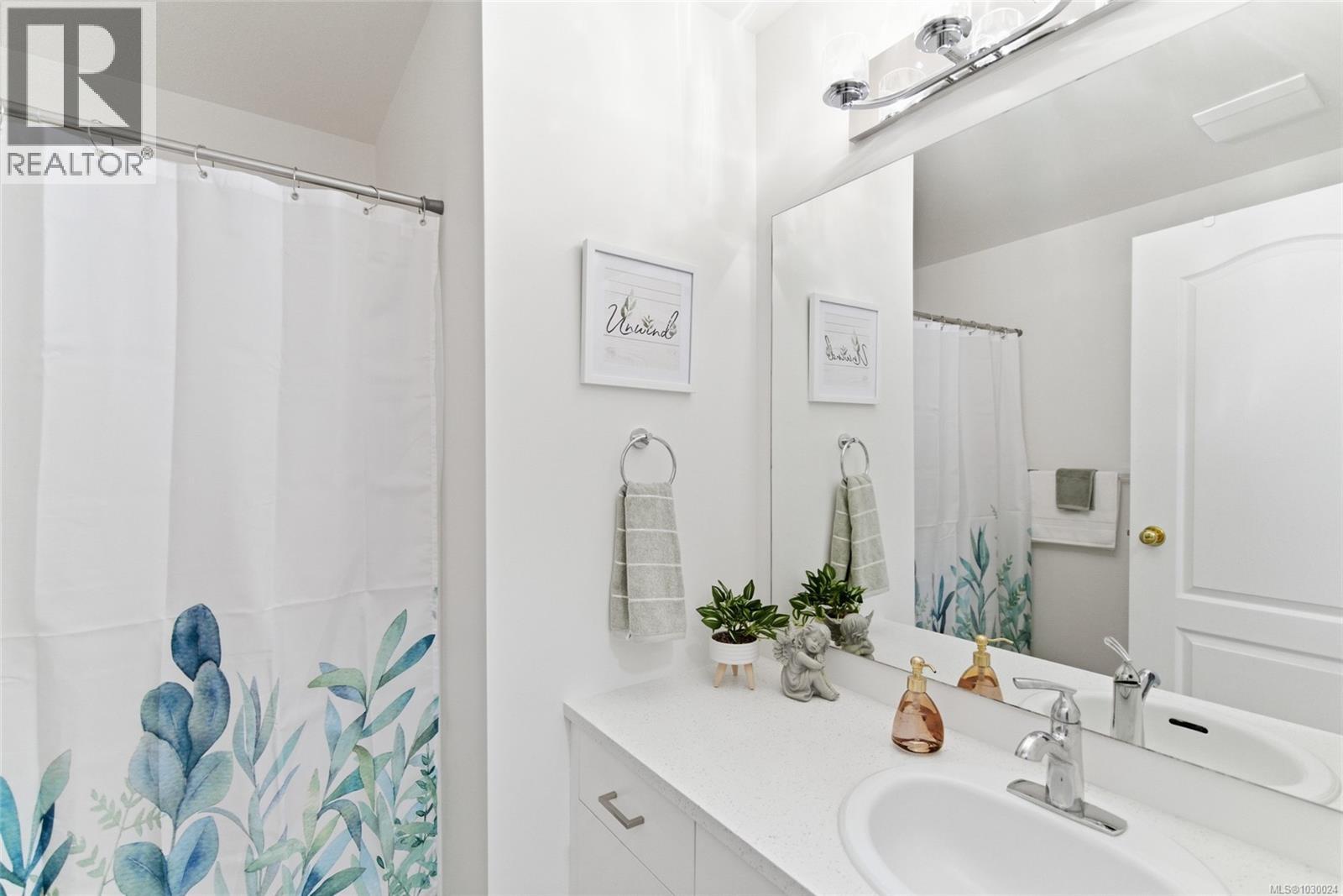 203 440 Schley Pl, Qualicum Beach, British Columbia  V9K 2M5 - Photo 9 - 1030024