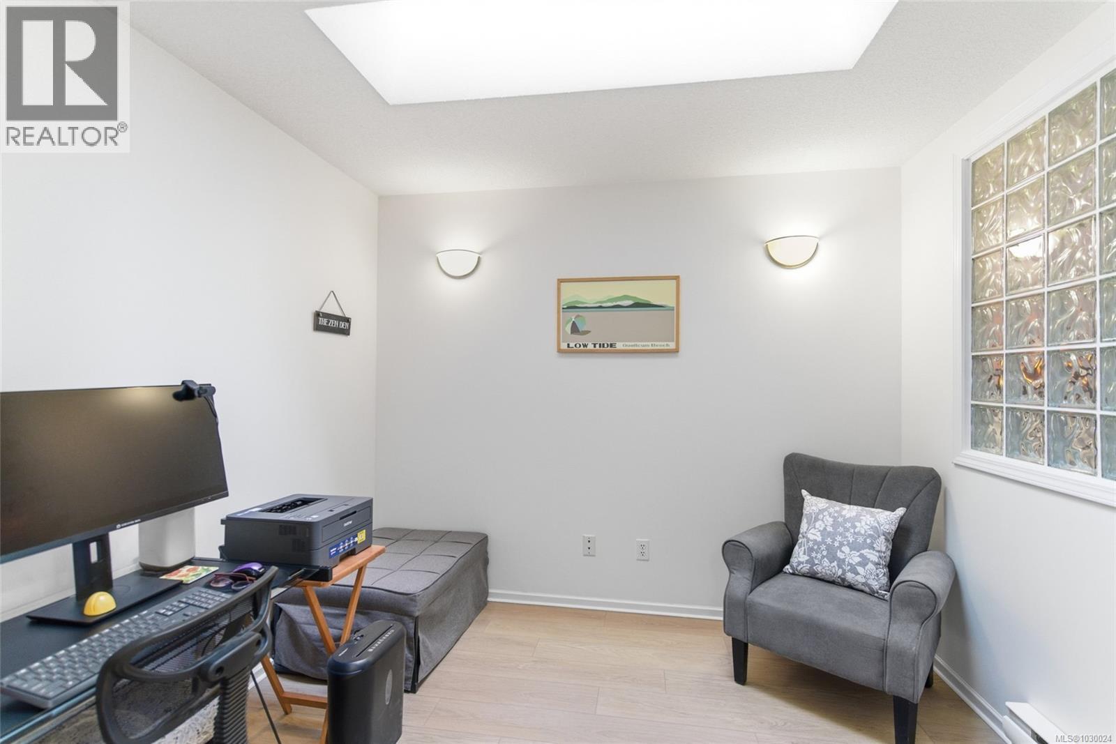 203 440 Schley Pl, Qualicum Beach, British Columbia  V9K 2M5 - Photo 7 - 1030024