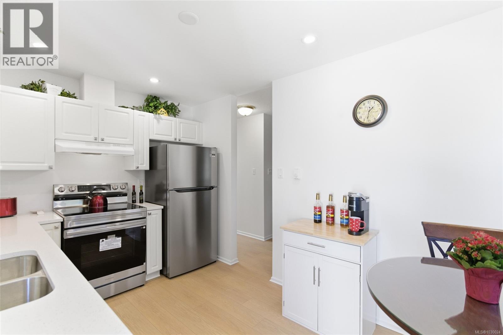 203 440 Schley Pl, Qualicum Beach, British Columbia  V9K 2M5 - Photo 21 - 1030024