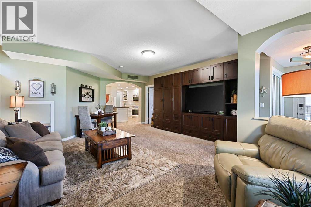 739 Cimarron Close, Okotoks, Alberta  T1S 1X4 - Photo 36 - A2295107