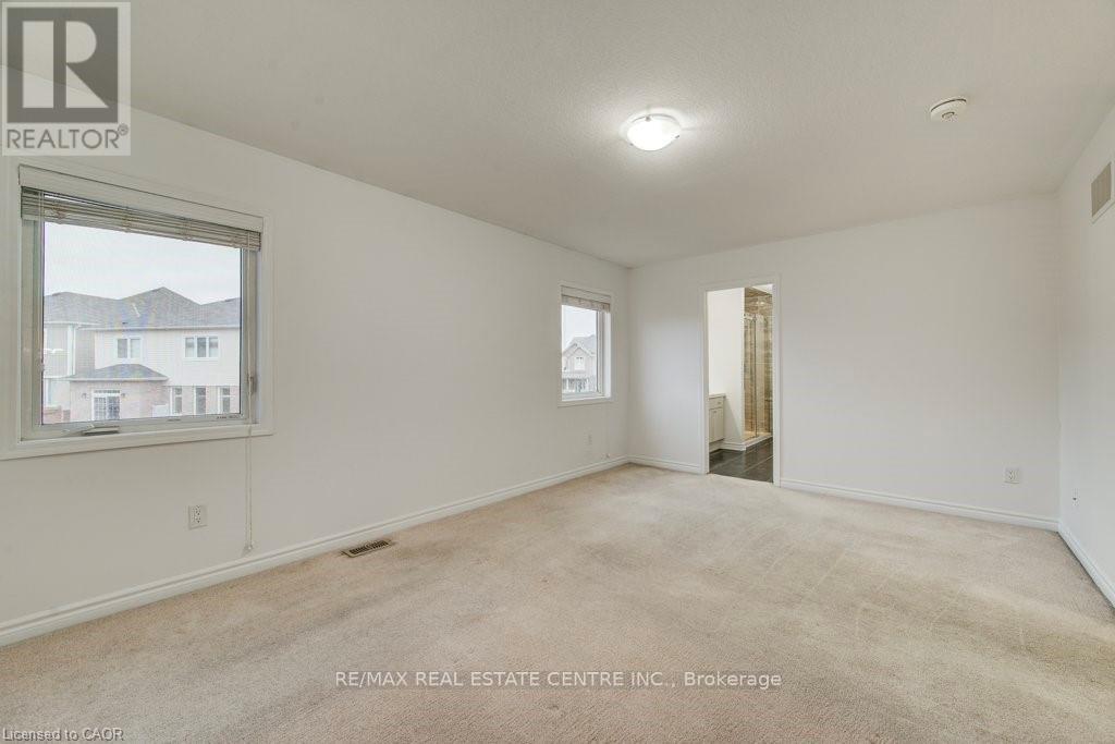 11 Compass Trail, Cambridge, Ontario  N3E 0B7 - Photo 38 - X12982426