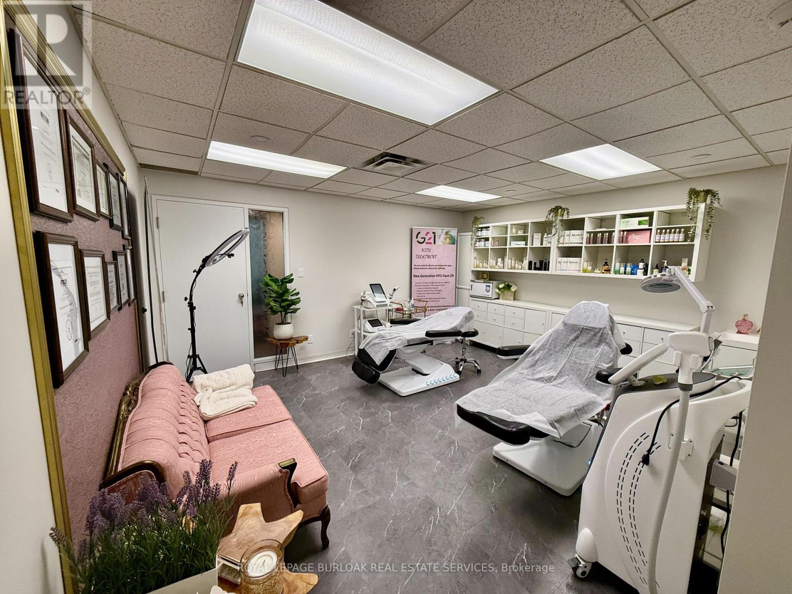 517 Upper Sherman Avenue, Hamilton, Ontario  L8V 3L7 - Photo 8 - X12982450