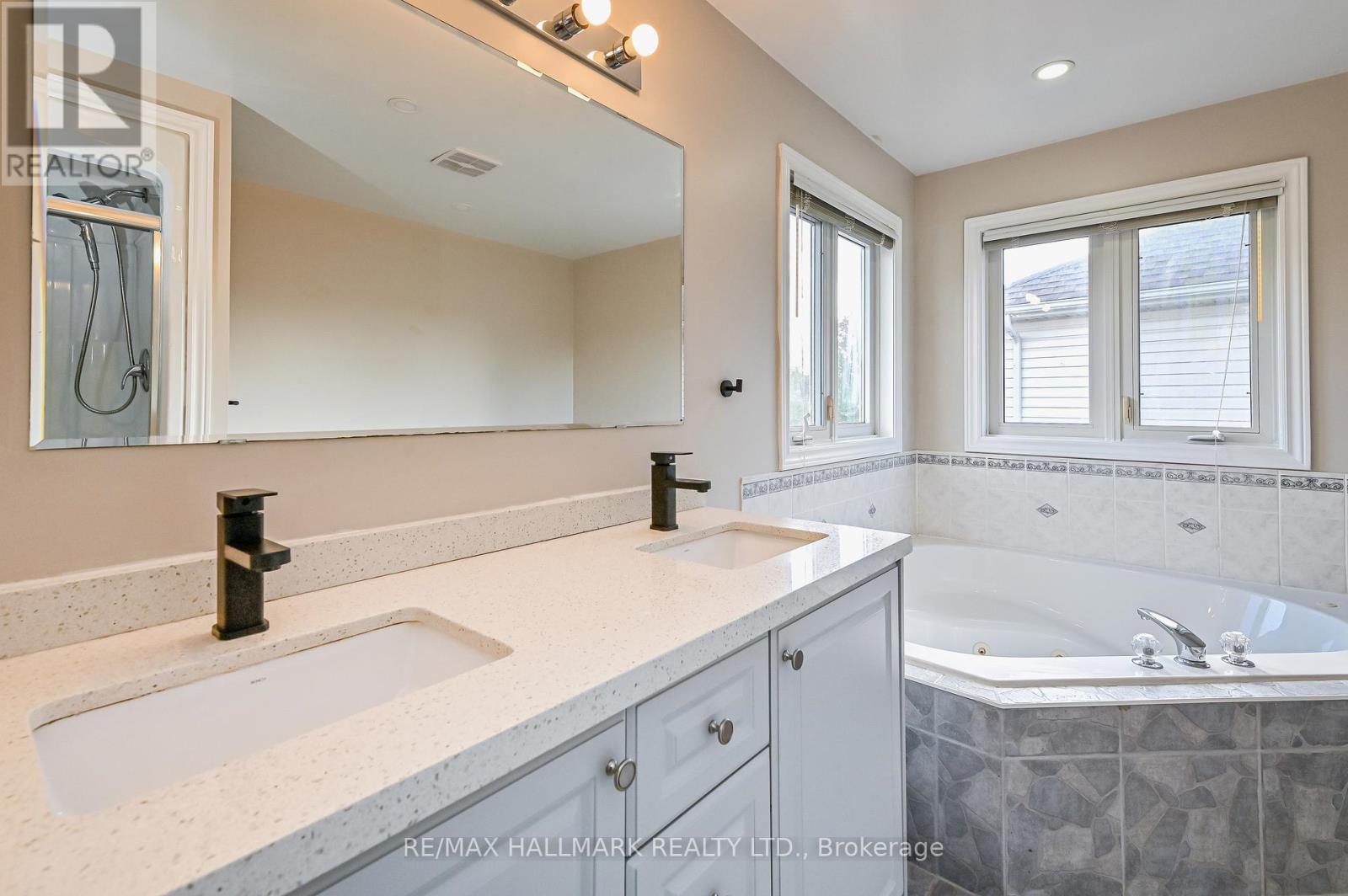 103 Winifred Street, Kitchener, Ontario  N2P 2M7 - Photo 31 - X12982480