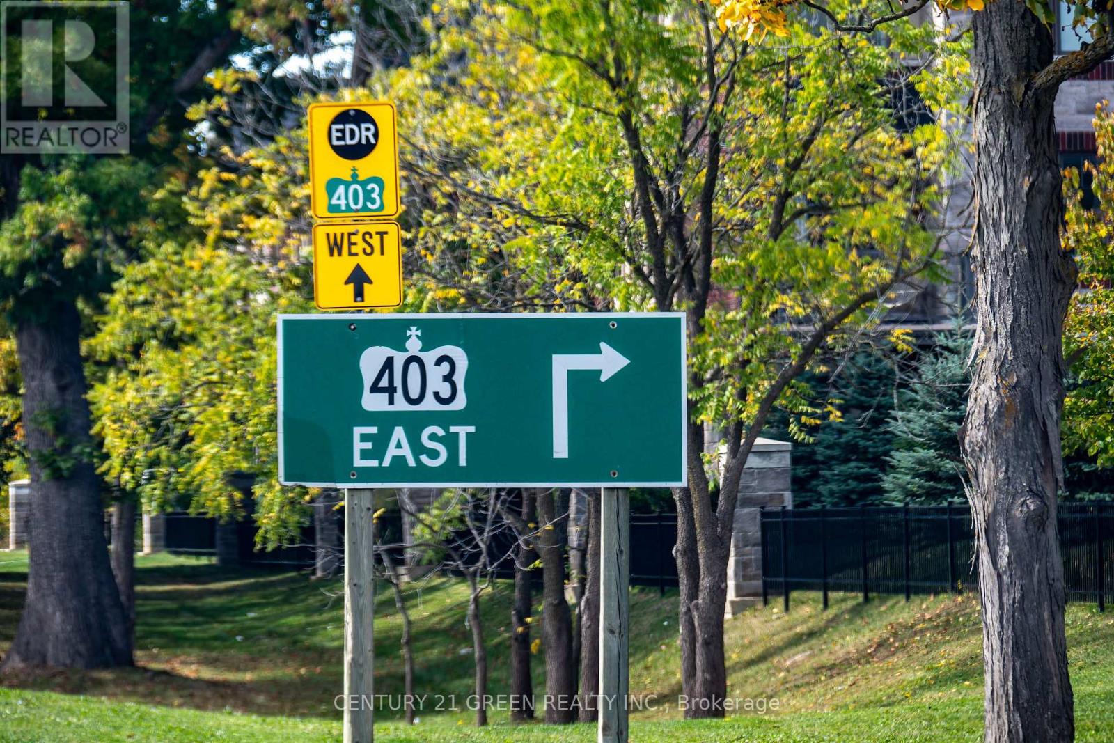 729 West 5th Street, Hamilton, Ontario  L9C 3R3 - Photo 45 - X12937976