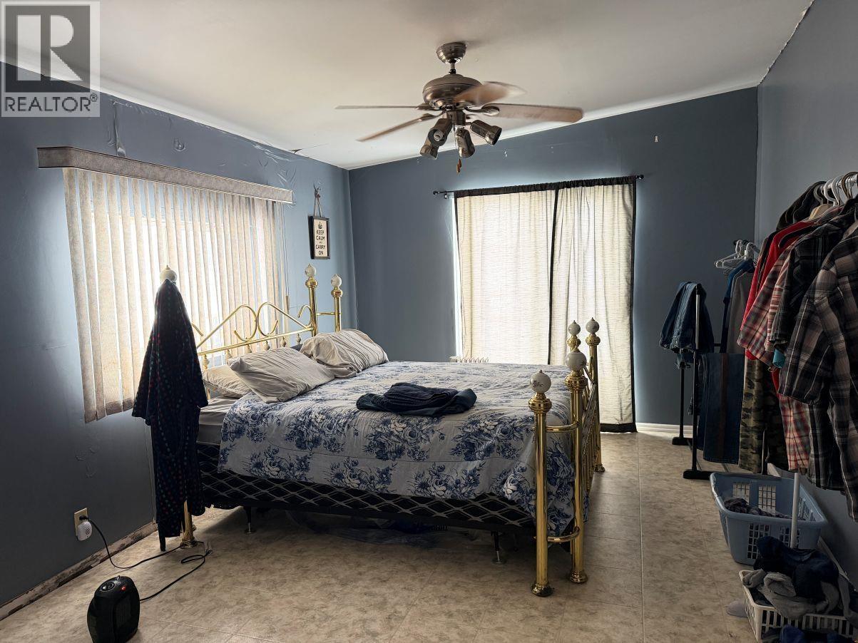 13234 Lakeshore Drive, Charlie Lake, British Columbia  V0C 1H0 - Photo 7 - R3108390