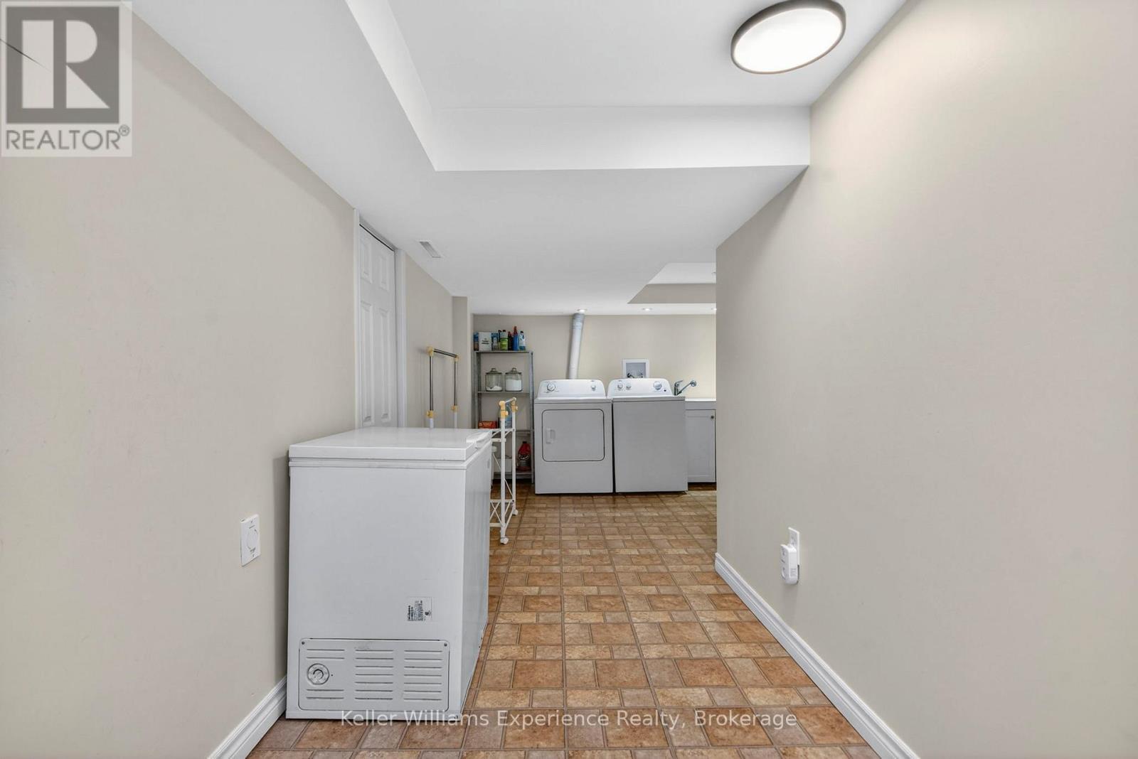 557 Hugel Avenue, Midland, Ontario  L4R 1W1 - Photo 25 - S12982636