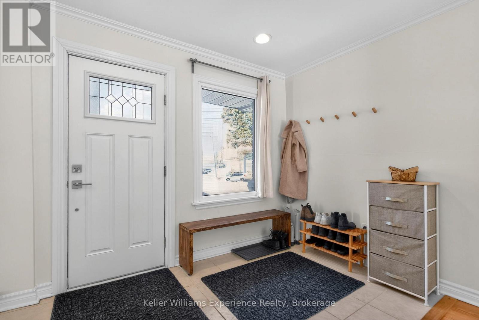 557 Hugel Avenue, Midland, Ontario  L4R 1W1 - Photo 3 - S12982636