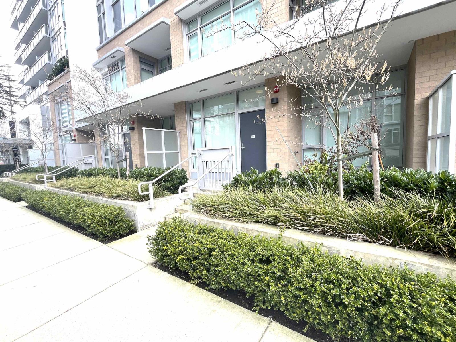 3 13350 Central Avenue, Surrey, British Columbia  V3T 0S1 - Photo 4 - R3109507