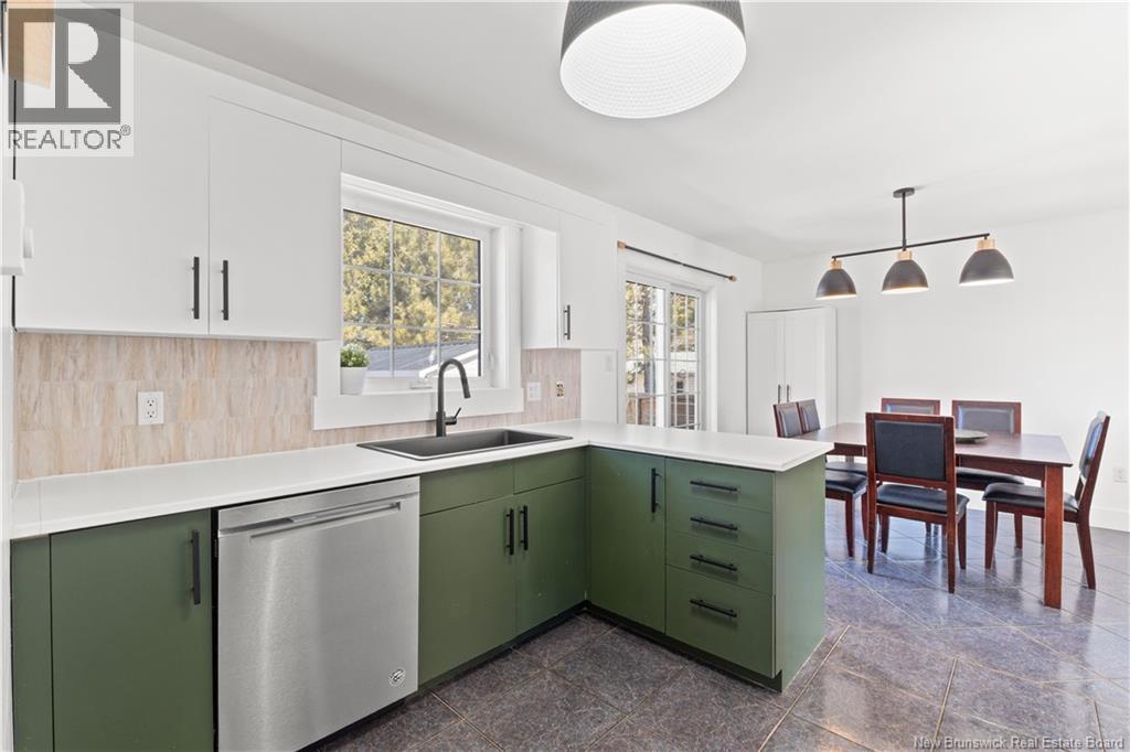 37 Bahama Street, Dieppe, New Brunswick  E1A 4Z1 - Photo 10 - NB132881