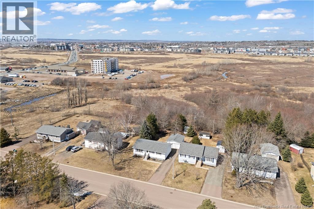 37 Bahama Street, Dieppe, New Brunswick  E1A 4Z1 - Photo 2 - NB132881