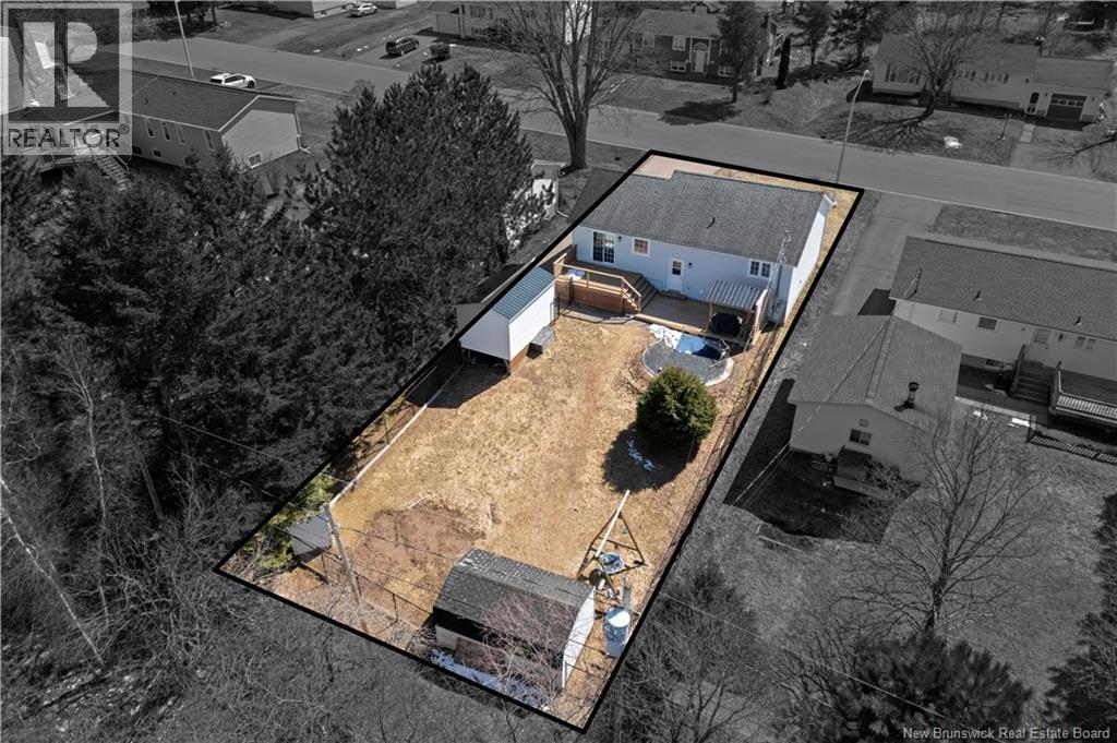 37 Bahama Street, Dieppe, New Brunswick  E1A 4Z1 - Photo 3 - NB132881