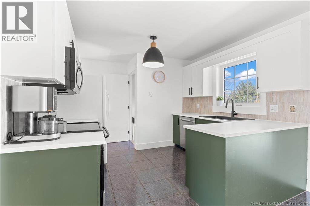 37 Bahama Street, Dieppe, New Brunswick  E1A 4Z1 - Photo 9 - NB132881