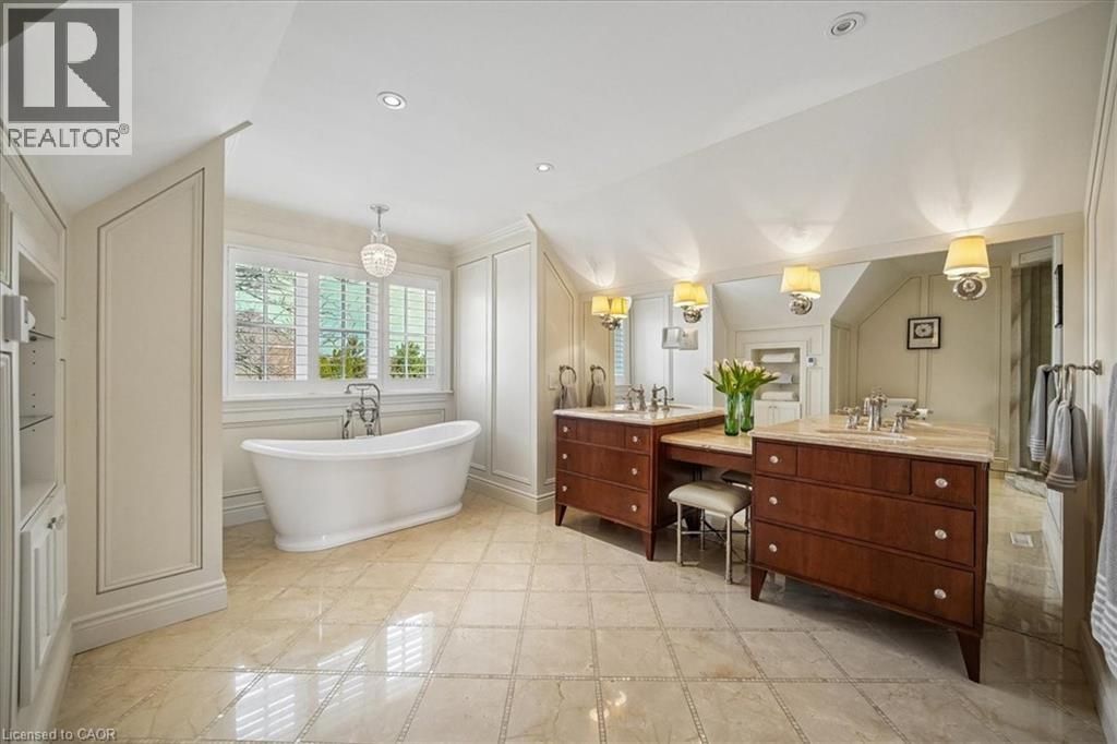 1494 The Links Drive, Oakville, Ontario  L6M 2P2 - Photo 24 - 40819533