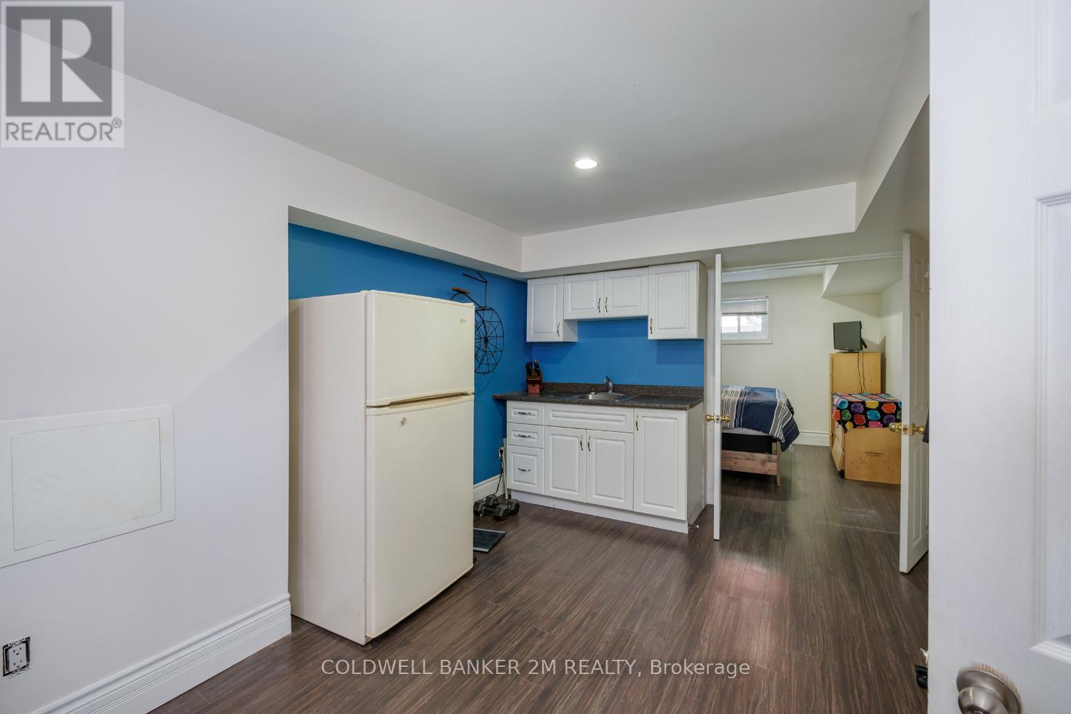 814 Downie Street, Peterborough, Ontario  K9H 4L3 - Photo 13 - X12982638