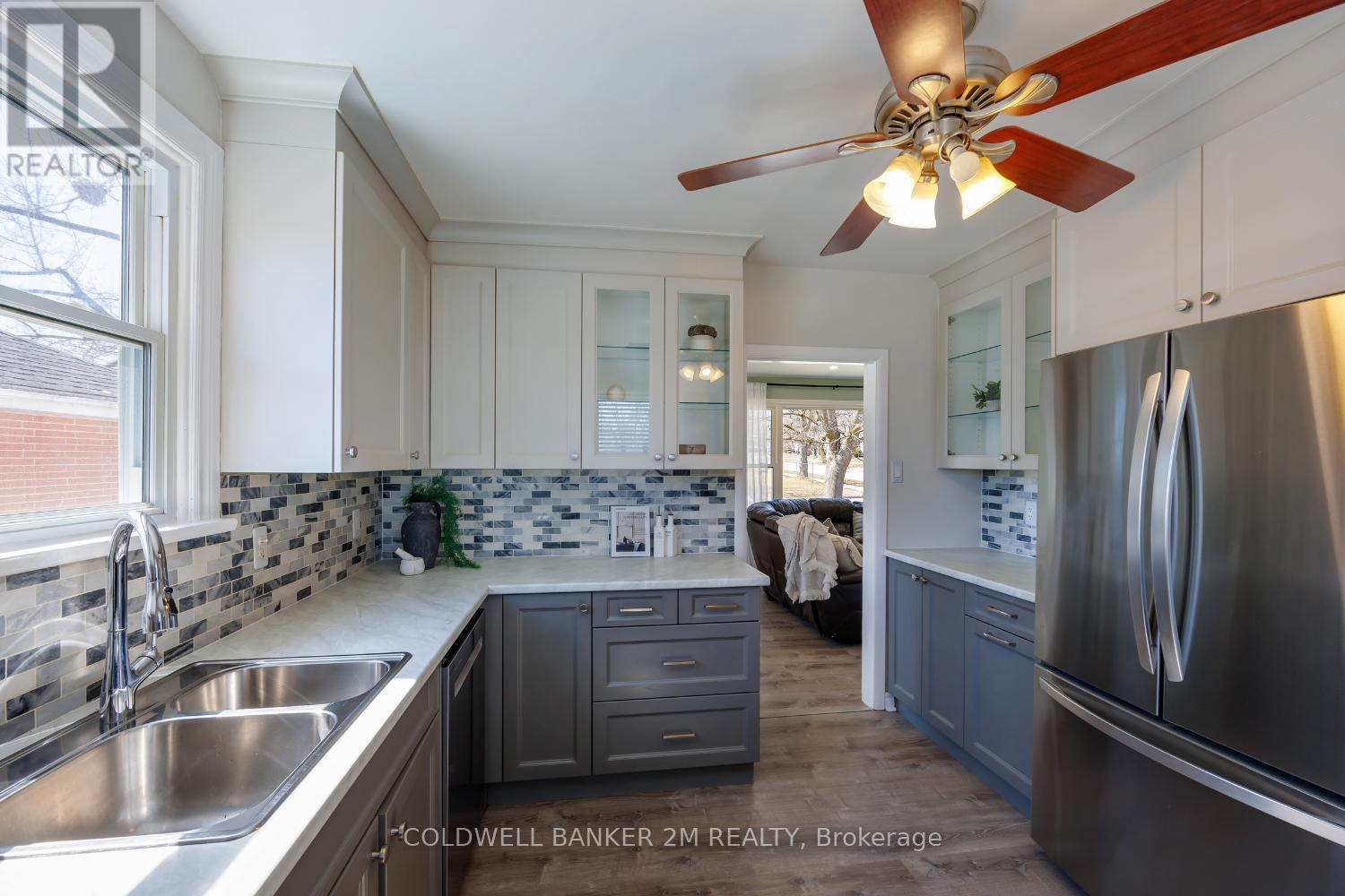 814 Downie Street, Peterborough, Ontario  K9H 4L3 - Photo 8 - X12982638