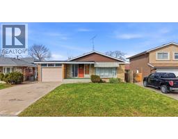 136 CROMWELL Crescent, Hamilton, Ontario