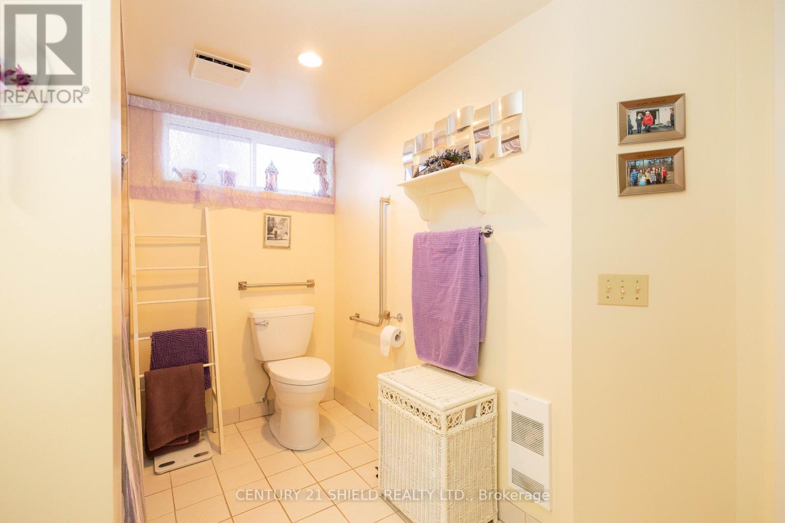 247 15th St. W Street, Cornwall, Ontario  K6J 3K2 - Photo 36 - X12982618