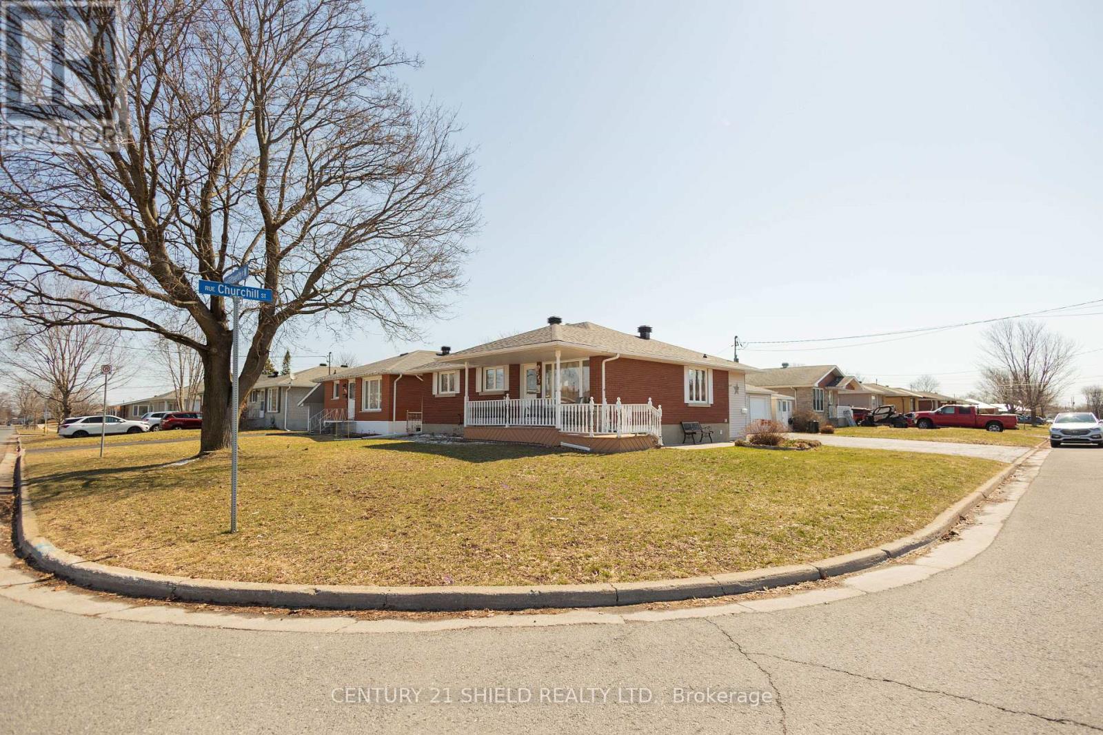 247 15th St. W Street, Cornwall, Ontario  K6J 3K2 - Photo 40 - X12982618