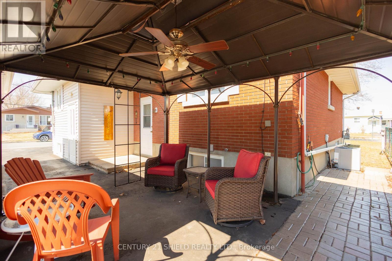 247 15th St. W Street, Cornwall, Ontario  K6J 3K2 - Photo 45 - X12982618