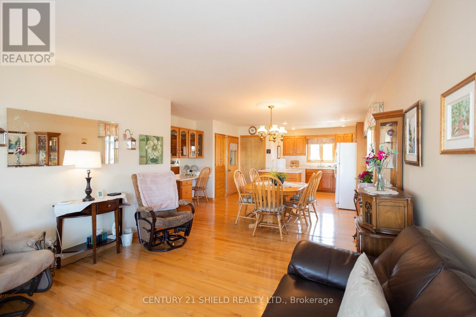 247 15th St. W Street, Cornwall, Ontario  K6J 3K2 - Photo 8 - X12982618