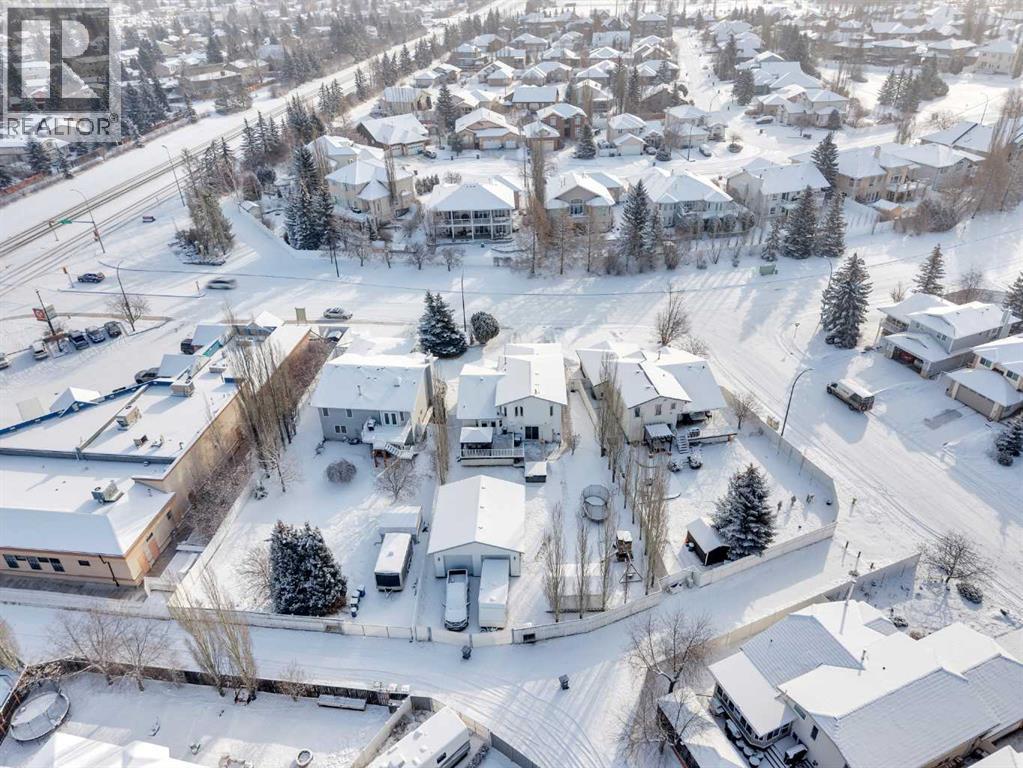 404 Allan Street, Red Deer, Alberta  T4R 2K7 - Photo 4 - A2296711