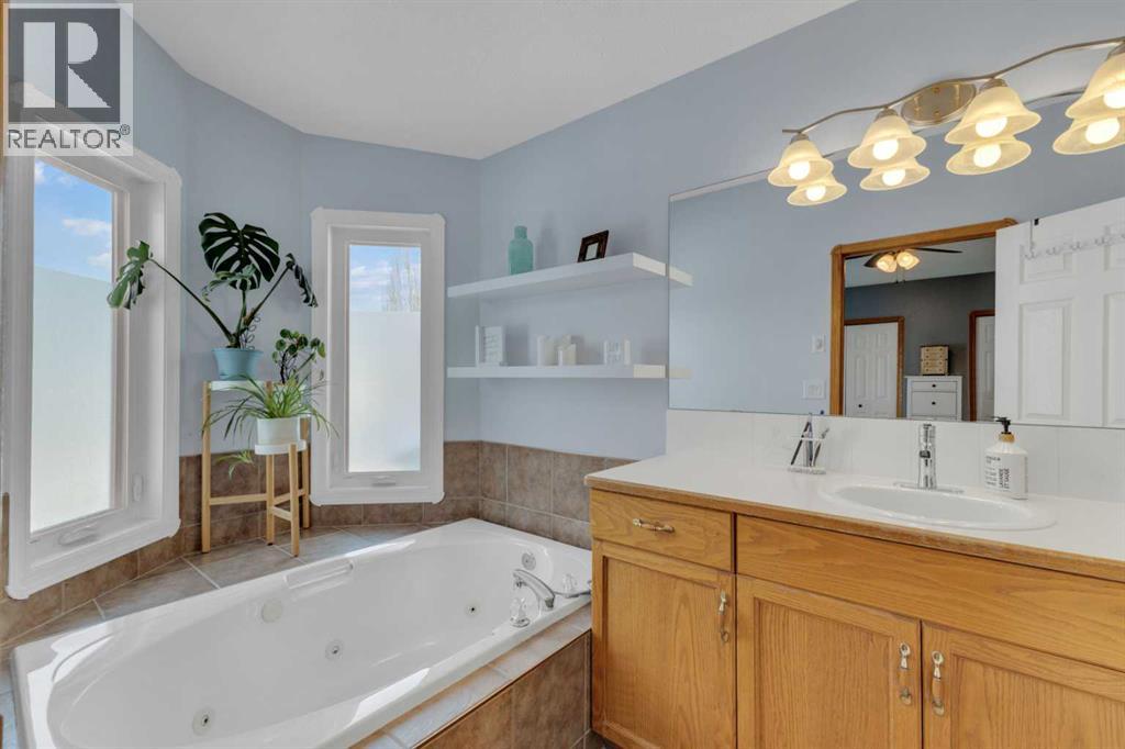 404 Allan Street, Red Deer, Alberta  T4R 2K7 - Photo 30 - A2296711